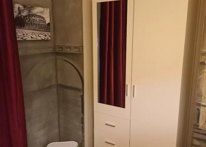 Stefano House Vaticano