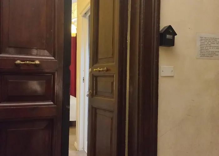 Stefano House Vaticano