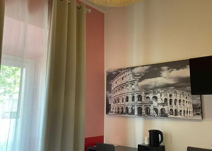 Stefano House Vaticano 4*
